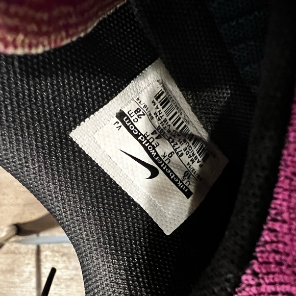 Men’s size 10 knitted Nike - Picture 4 of 7